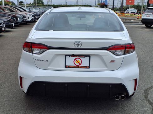 Certified 2025 Toyota Corolla SE w/ Convenience Package FWD image 5