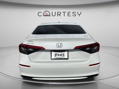 Used 2023 Honda Civic EX image 6