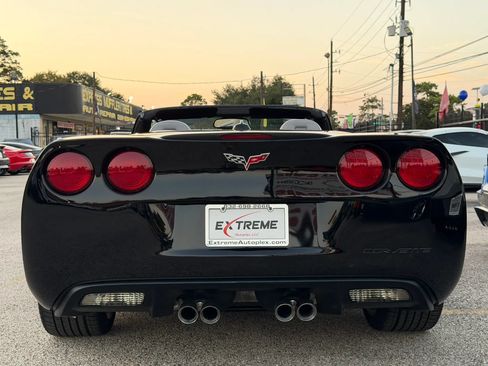 Used 2005 Chevrolet Corvette Convertible w/ Preferred Equipment Group RWD image 5