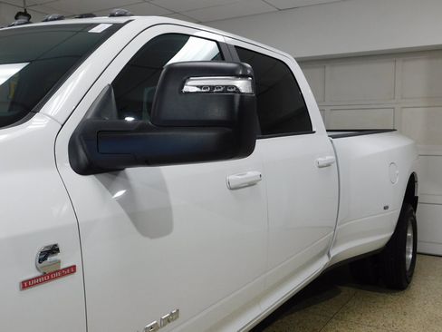 Used 2024 RAM 3500 Big Horn w/ Level 1 Equipment Group image 25