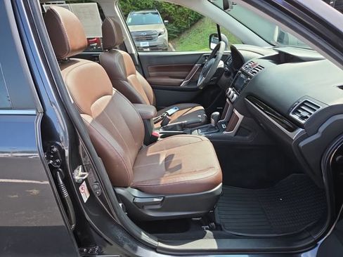 Used 2017 Subaru Forester 2.5i Touring AWD/4WD image 15