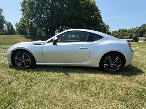 Used 2013 Subaru BRZ Limited w/ Popular Pkg 1B RWD image 6