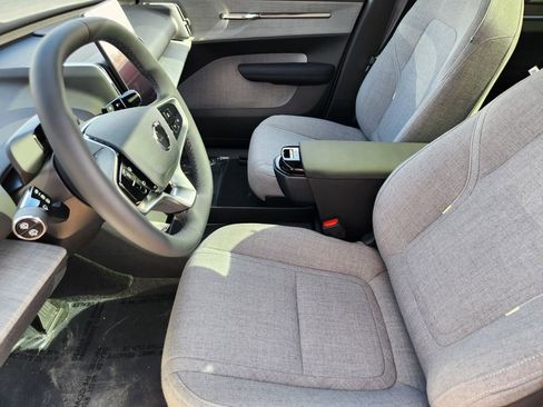 New 2026 Volvo EX30 Ultra w/ Climate Package image 3