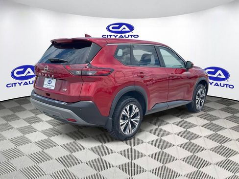 Used 2022 Nissan Rogue SV FWD image 4