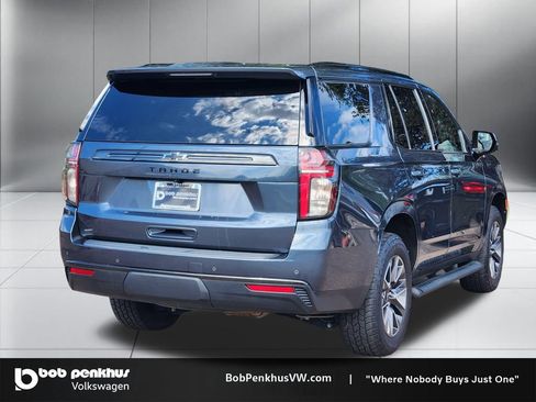 Used 2021 Chevrolet Tahoe Z71 w/ Luxury Package AWD/4WD image 25