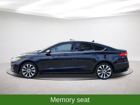 Used 2020 Ford Fusion SE image 4