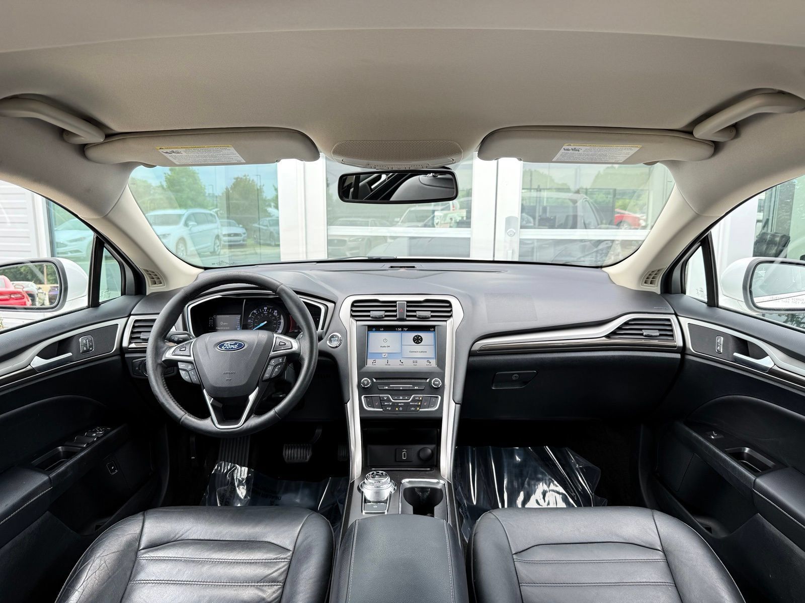 Used 2018 Ford Fusion SE w/ Equipment Group 602A FWD image 23