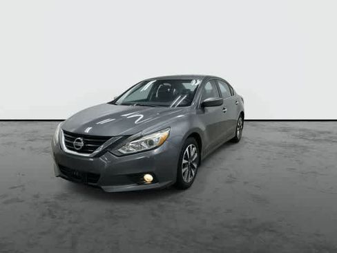 Used 2017 Nissan Altima 2.5 SV FWD image 7