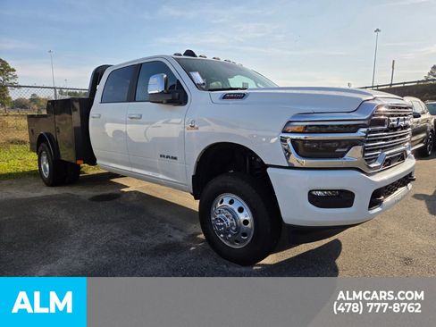 Used 2026 RAM 3500 Laramie w/ Max Tow Package AWD/4WD image 22