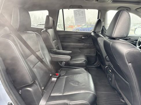 Used 2022 Honda Pilot Touring image 12