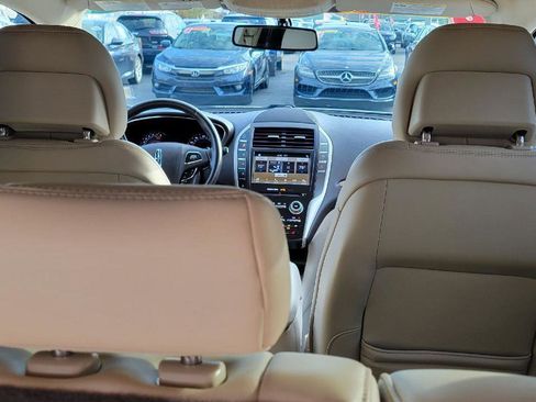 Used 2019 Lincoln MKC Select w/ Select Plus Package image 31