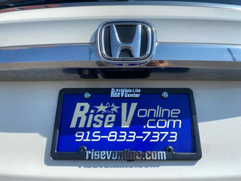 Used 2018 Honda Odyssey Elite image 7