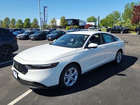 New 2026 Honda Accord LX image 3