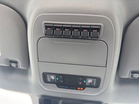 Used 2026 Ford F550 4x4 Regular Cab Super Duty image 29