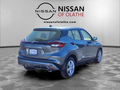 Certified 2025 Nissan Kicks Play S image 29