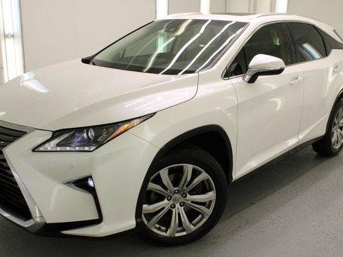 Used 2017 Lexus RX 350 FWD w/ Premium Package image 20