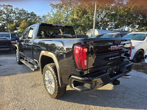 Used 2020 GMC Sierra 2500 Denali w/ Technology Package image 4