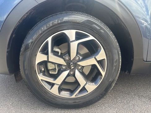 Used 2022 Kia Sportage LX FWD image 9