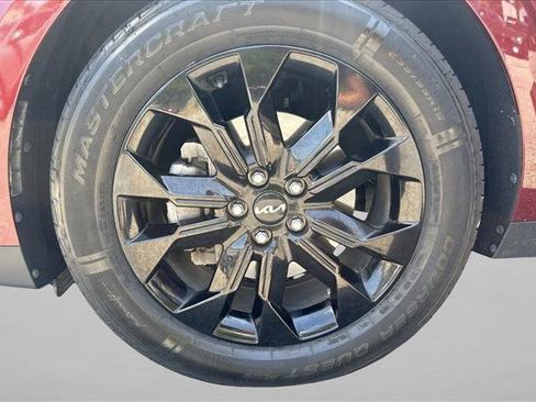 Used 2024 Kia Carnival SX Prestige FWD image 30