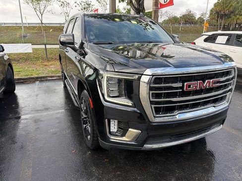 Used 2023 GMC Yukon SLT image 2