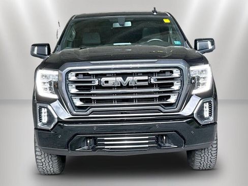 Used 2021 GMC Sierra 1500 AT4 w/ AT4 Value Package AWD/4WD image 2