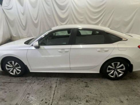 Used 2022 Honda Civic LX image 5