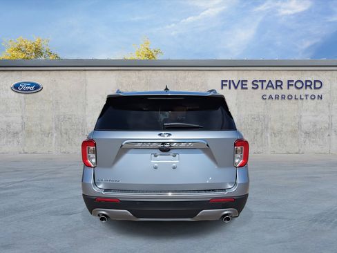 Used 2023 Ford Explorer Limited w/ Limited Technology Package image 7
