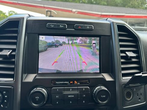 Used 2018 Ford F150 XLT w/ Equipment Group 302A Luxury AWD/4WD image 31