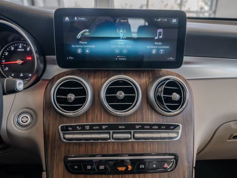 Certified 2022 Mercedes-Benz GLC 300 4MATIC image 20