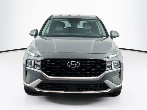 Used 2023 Hyundai Santa Fe SE FWD image 2