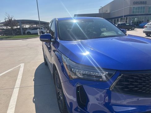 Used 2023 Acura RDX A-Spec image 2