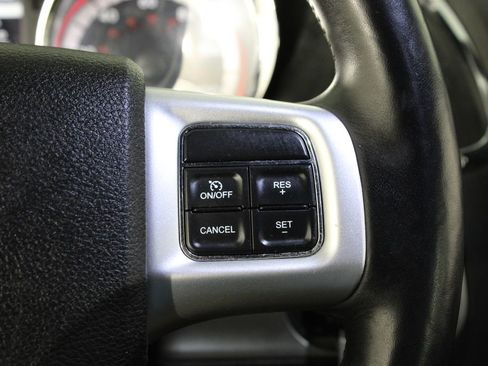 Used 2019 Dodge Grand Caravan GT image 25