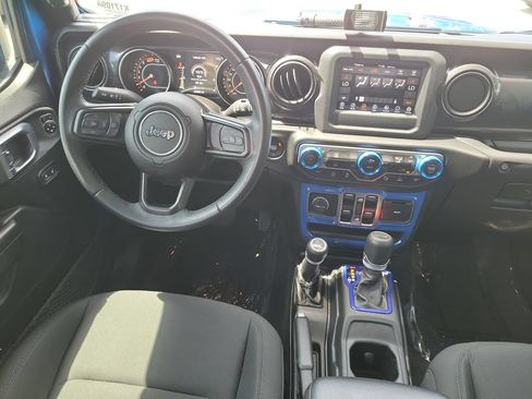 Used 2021 Jeep Wrangler Unlimited Sport AWD/4WD image 26