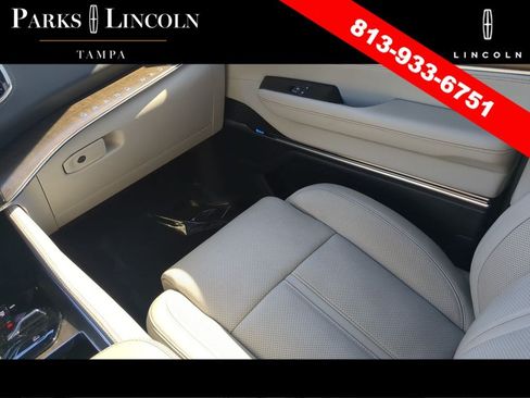 Used 2022 Jeep Grand Wagoneer Series I w/ Flexible Seating Group AWD/4WD image 16