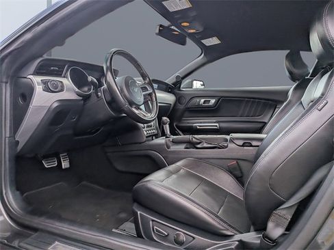 Used 2019 Ford Mustang Premium image 14