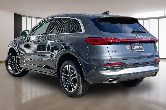 Used 2025 Audi Q5 Premium w/ Convenience Package AWD/4WD image 4