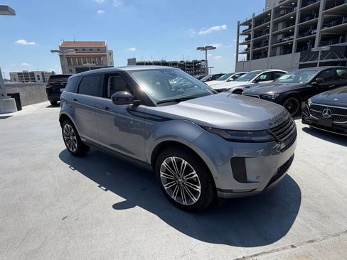 Used 2025 Land Rover Range Rover Evoque S AWD/4WD image 5