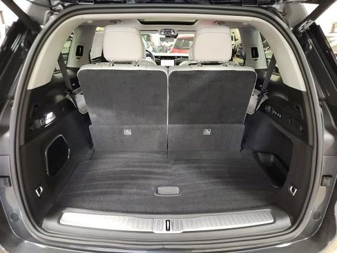 Used 2022 Jeep Grand Cherokee L Overland w/ Luxury Tech Group IV image 33