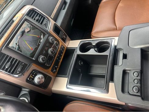 Used 2015 RAM 1500 Laramie Longhorn w/ Convenience Group image 29