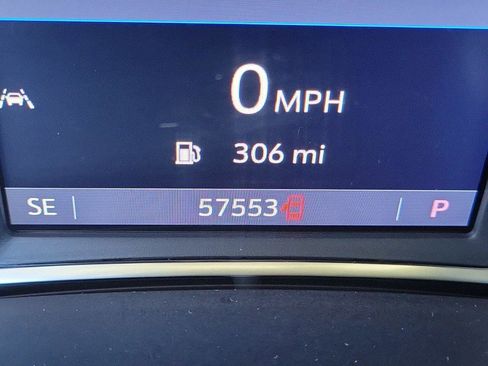 Used 2023 GMC Terrain SLT image 24