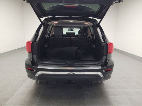 Used 2019 Nissan Pathfinder Platinum w/ Cargo Package image 29