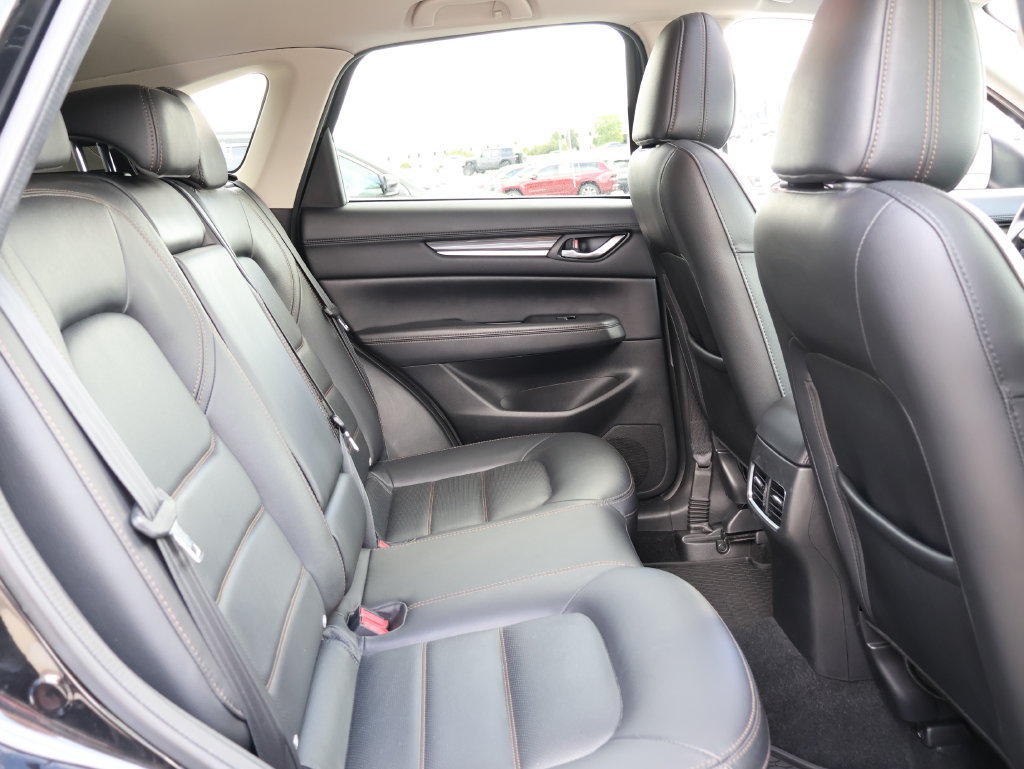 Used 2018 MAZDA CX-5 Grand Touring FWD image 11