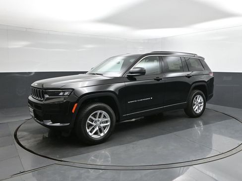 New 2025 Jeep Grand Cherokee L Laredo w/ Luxury Tech Group I image 1