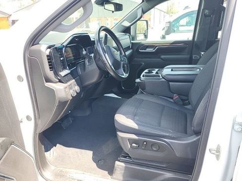 Used 2024 Chevrolet Silverado 2500 LT image 7