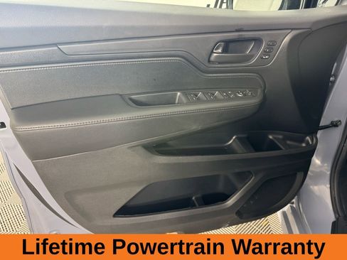 Used 2025 Honda Odyssey Sport-L image 10