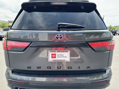 Used 2023 Toyota Sequoia TRD Pro AWD/4WD image 3