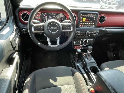 Used 2022 Jeep Gladiator Rubicon w/ Trailer Tow Package image 15