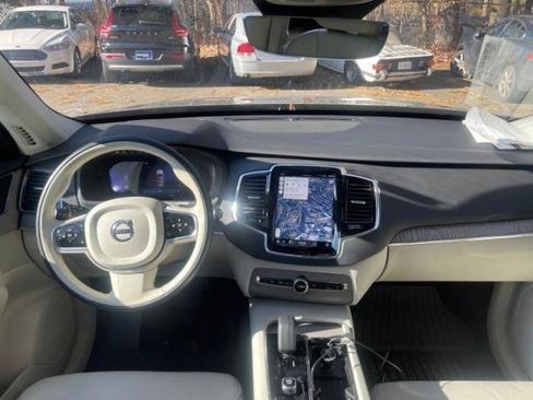 Certified 2023 Volvo XC90 B6 Plus w/ Protection Package Premier image 7