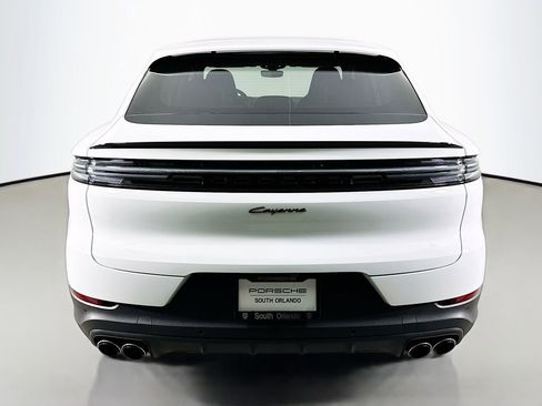 New 2026 Porsche Cayenne Coupe AWD/4WD image 10