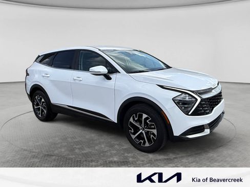 Used 2025 Kia Sportage EX FWD image 3